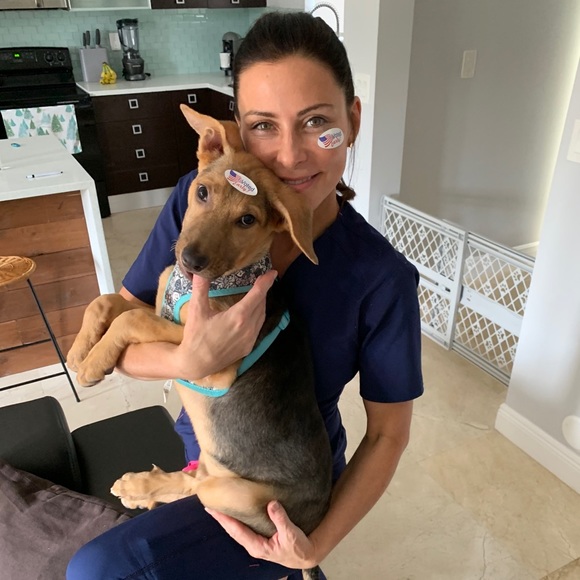 Meet your Posher, Deanna - Picture 1 of 1